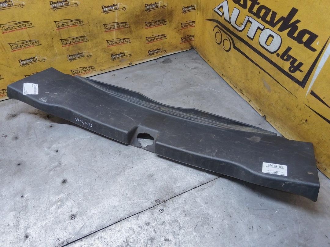 Накладка замка багажника 0K624W Volvo V40 - Фото 1