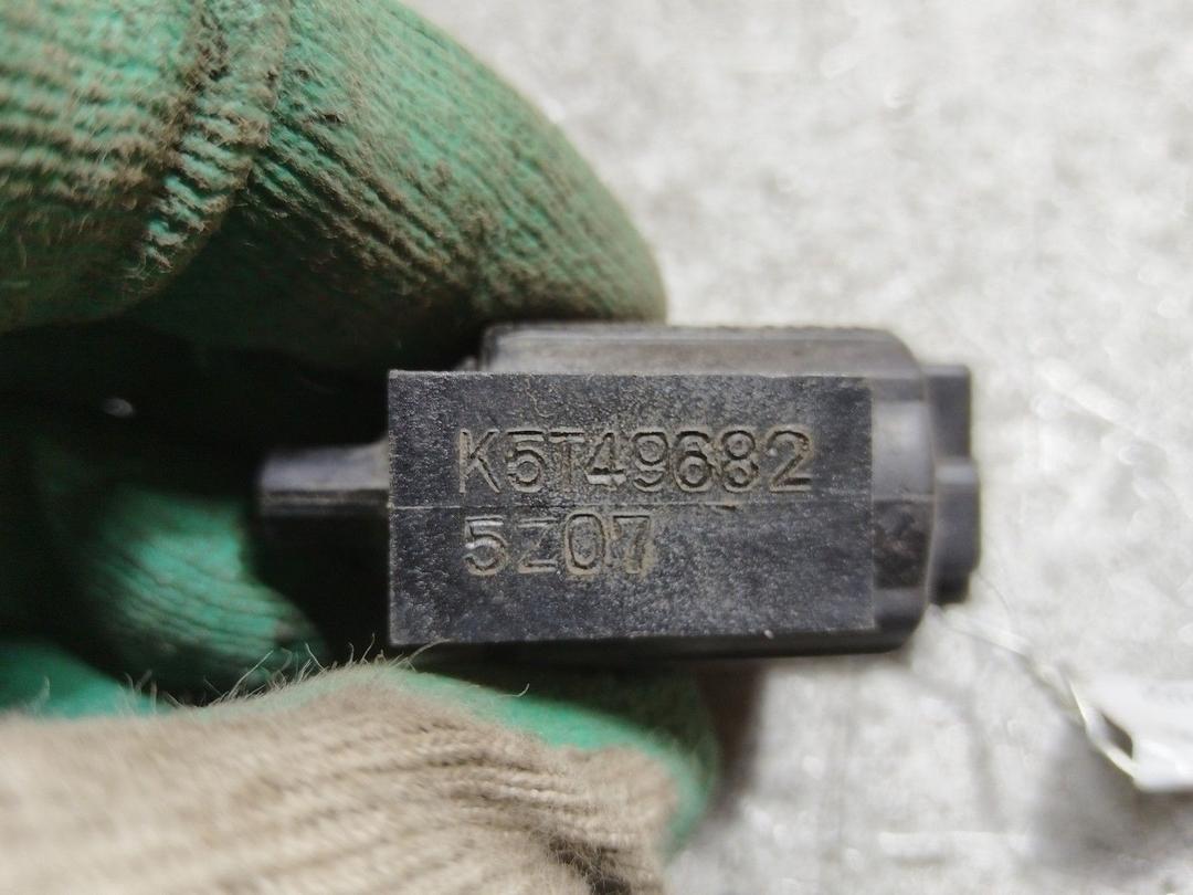 Клапан электромагнитный HOIO8O Mitsubishi Carisma купить в магазине запчастей бу