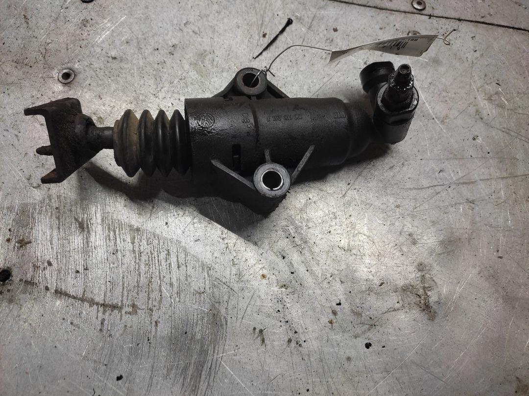 Цилиндр сцепления рабочий K1OWFK Audi A3 - Фото 2