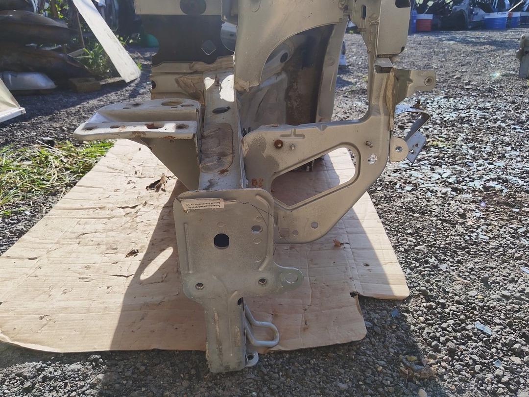 Лонжерон левый O77YFQ Renault Scenic купить с доставкой