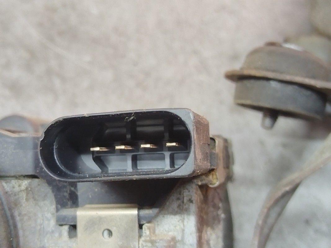 Моторчик передних стеклоочистителей (дворников) A74TSF Seat Altea undefined