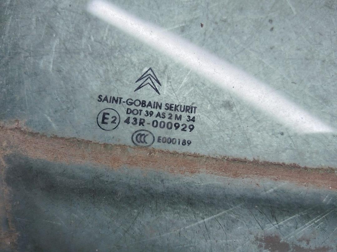 Стекло двери передней правой P5C0M8 Citroen C4 - Фото 2