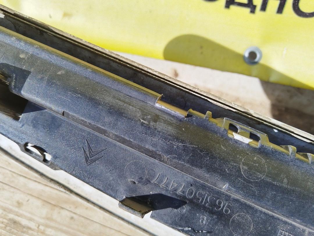 Решетка капота N21VM8 Citroen Xsara Picasso купить в магазине запчастей бу