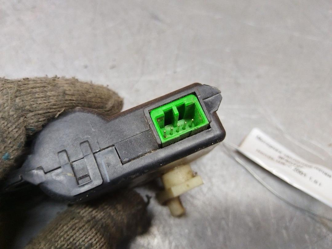 Моторчик заслонки печки 6F6C7W Honda HR-V купить в магазине запчастей бу