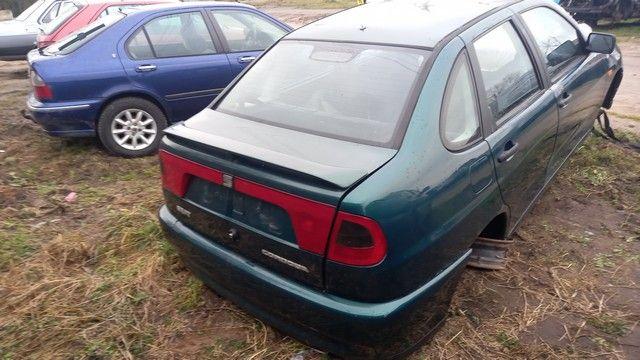Петля крышки багажника L96TQQ Seat Cordoba - Фото 1