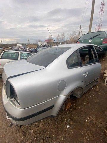 Стекло кузовное боковое правое 2LE01R Volkswagen Passat - Фото 1
