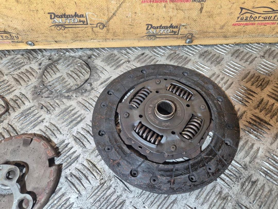 Комплект сцепления 32Q30W Volkswagen Golf купить в магазине запчастей бу