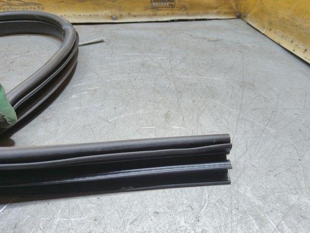 Уплотнитель двери передней правой 0O7HZ9 Ford C-Max купить с доставкой. Огромный выбор запчастей и марок авто. У нас есть практически все.