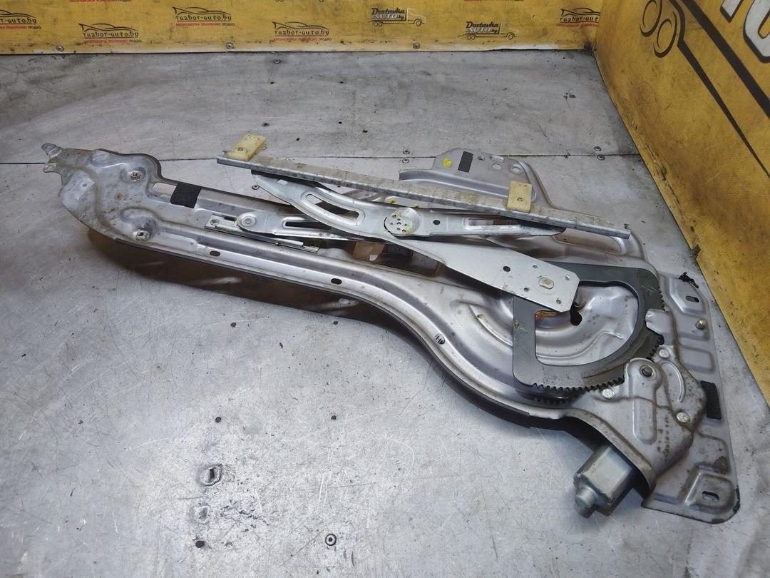 Стеклоподъемник электрический задний правый ZNFFFE Hyundai Trajet купить в магазине запчастей бу