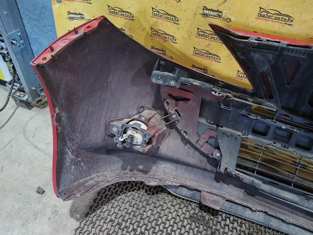 Бампер передний Z6307R Peugeot 206 undefined