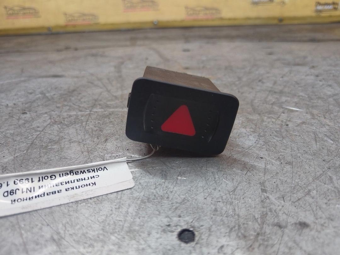 Кнопка аварийной сигнализации IN1J9D Volkswagen Golf