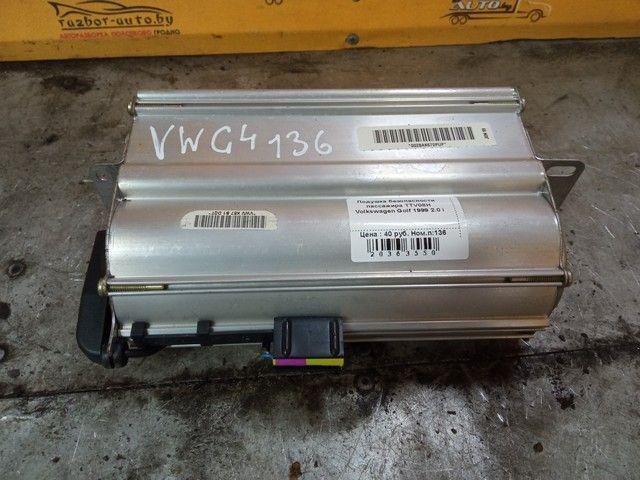 Подушка безопасности пассажира TTV08H Volkswagen Golf купить