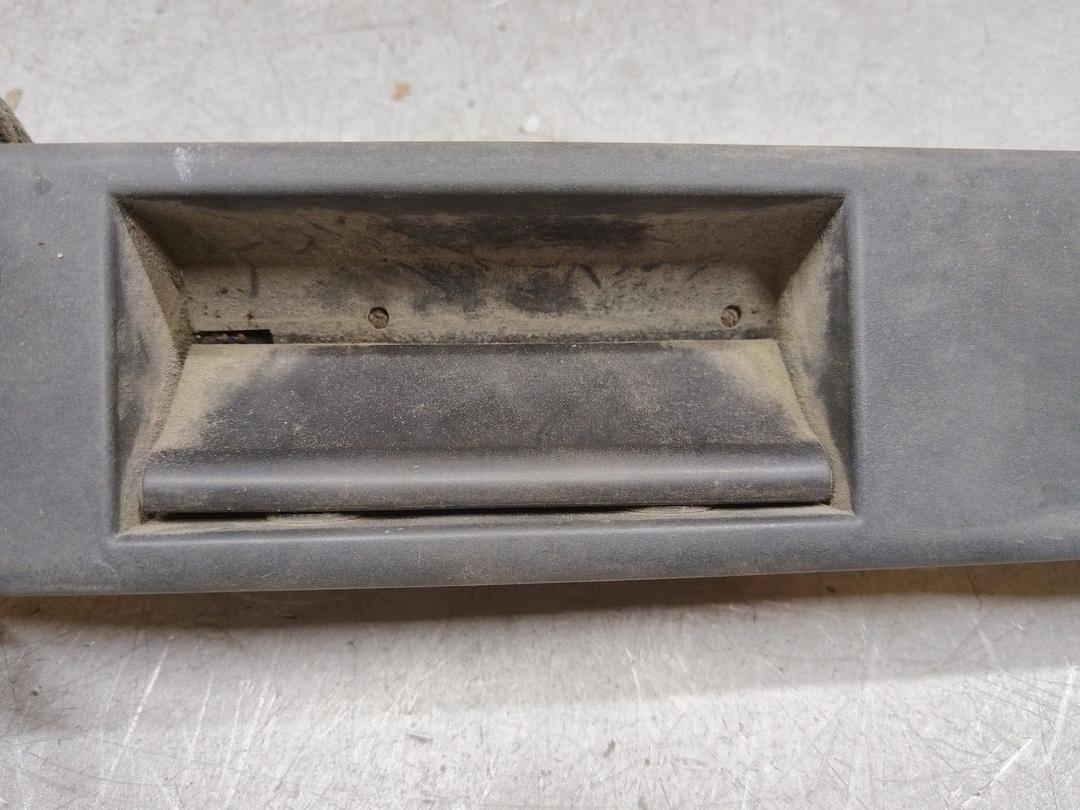 Накладка подсветки номера 4F1CXL Volvo XC70 купить на авторазборке