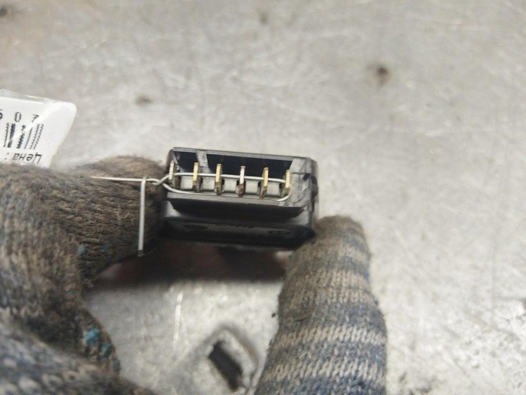 Кнопка стеклоподъемника переднего правого 5385S5 Renault Scenic купить с доставкой