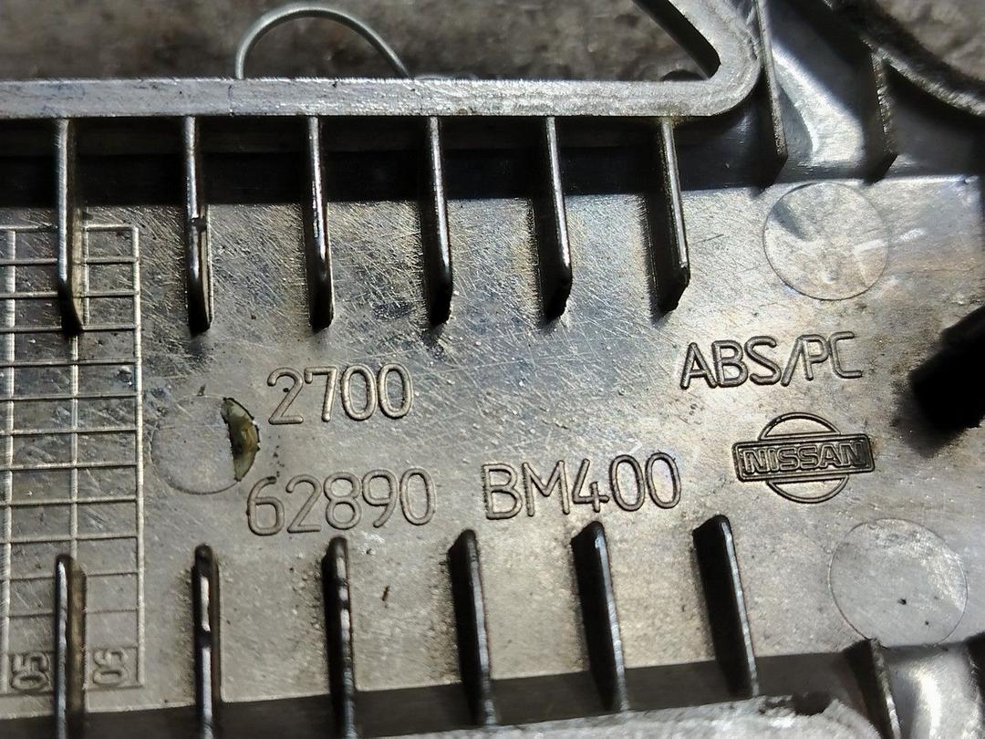 Эмблема 4M5STI Nissan Almera - Фото 3
