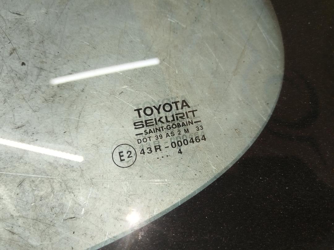 Стекло кузовное боковое левое 9RO6NB Toyota Yaris - Фото 2