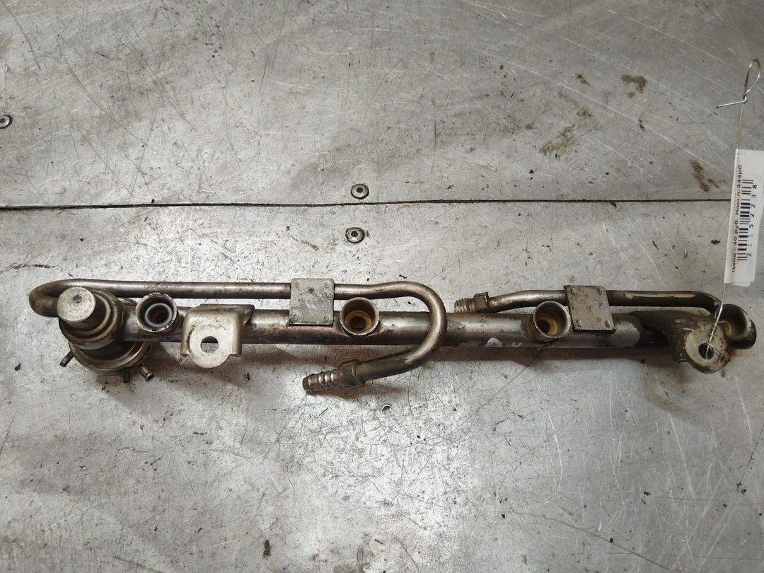 Топливная рампа VRE1QM Audi A4 - Фото 2