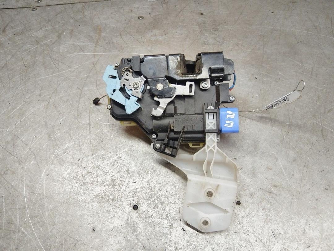 Замок двери передней правой 18PUNC Volkswagen Caddy купить с доставкой