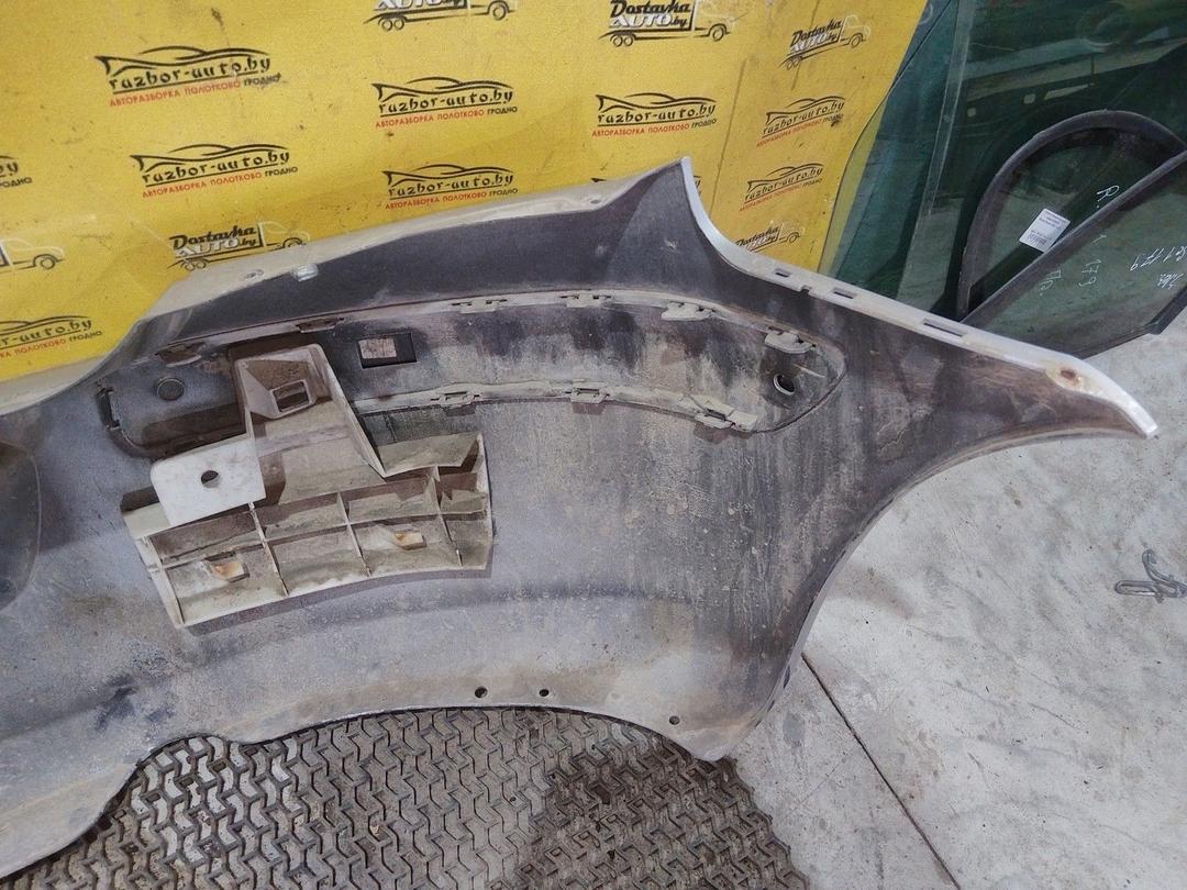 Бампер задний UJ9W42 Peugeot 307 undefined