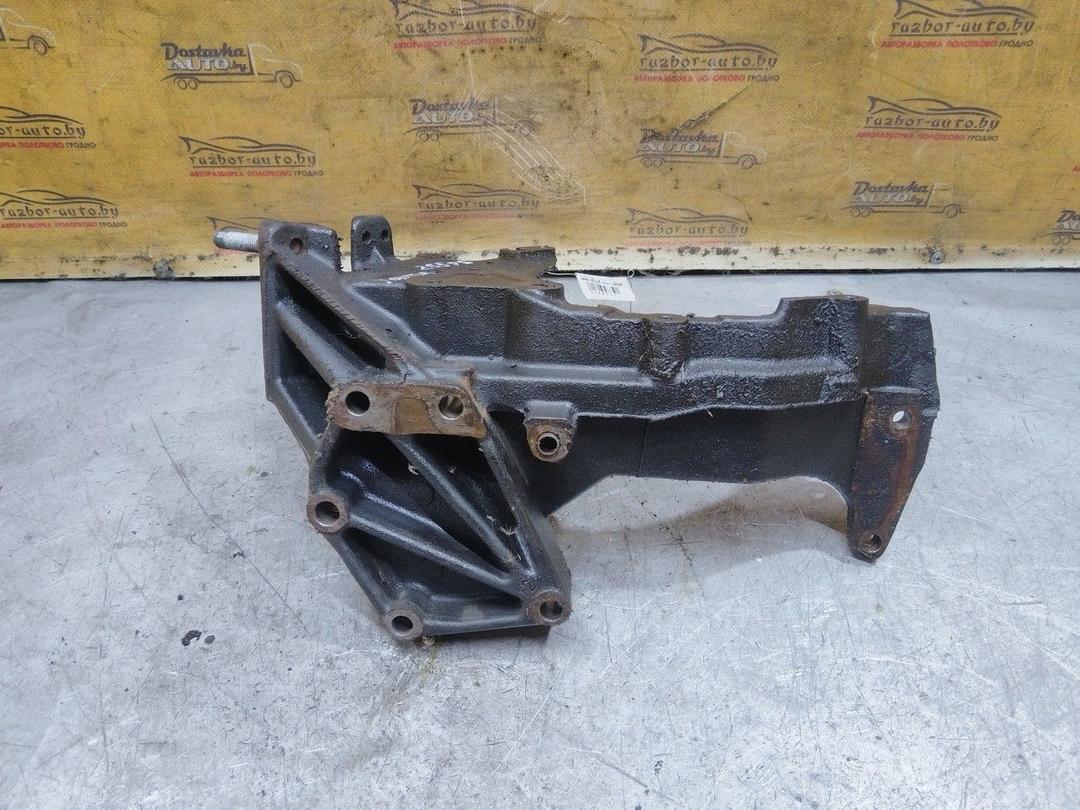 Кронштейн гидроусилителя SWR8Q5 Citroen Xantia - Фото 1