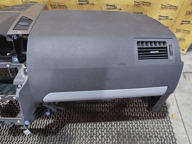 Панель передняя салона (торпедо) I1ZCXH Opel Zafira купить на авторазборке