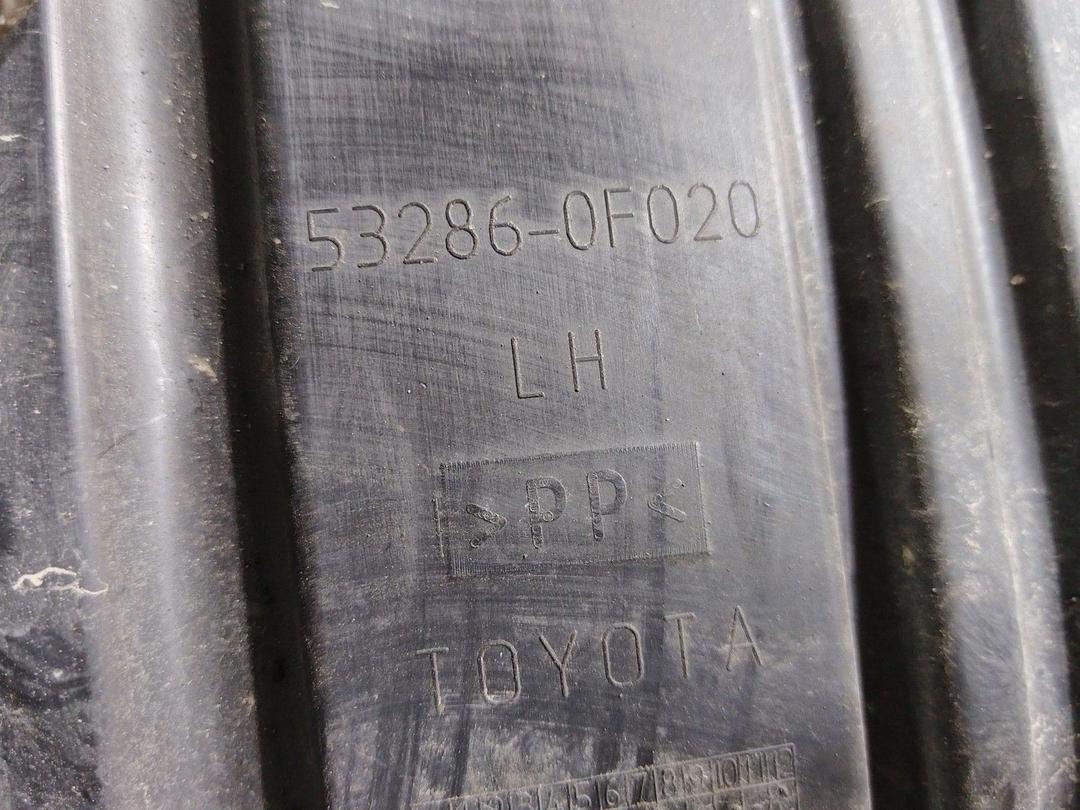 Дефлектор радиатора ML2KBD Toyota Corolla Verso купить с доставкой