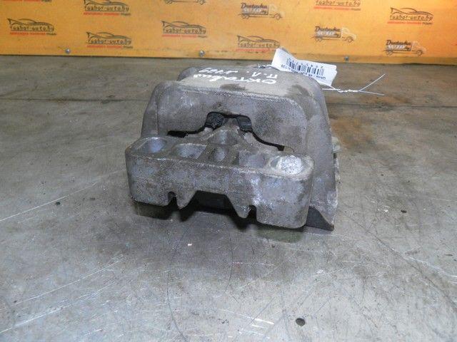 Подушка крепления КПП K8M4O3 Skoda Octavia купить