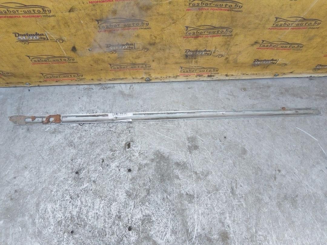 Молдинг двери задней левой MNME83 Volkswagen Passat купить с доставкой