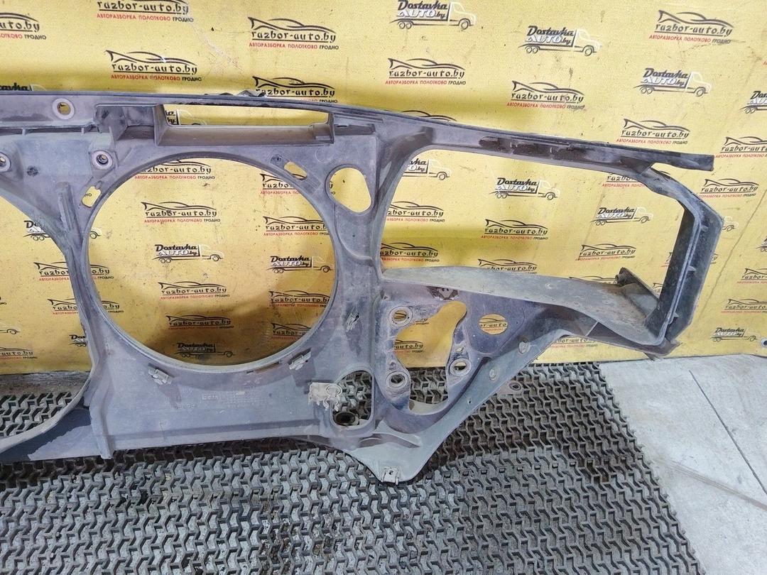 Передняя панель крепления облицовки (телевизор) V5T5GS Audi A4 - Фото 6