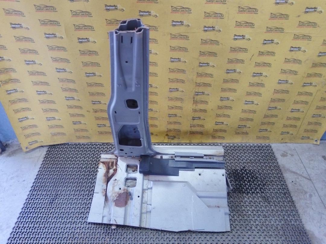 Стойка кузовная центральная правая RS883O Mercedes ML W163 купить