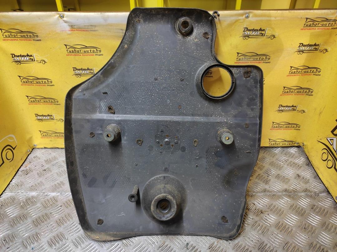 Декоративная крышка двигателя L65XCR Volkswagen Golf - Фото 2