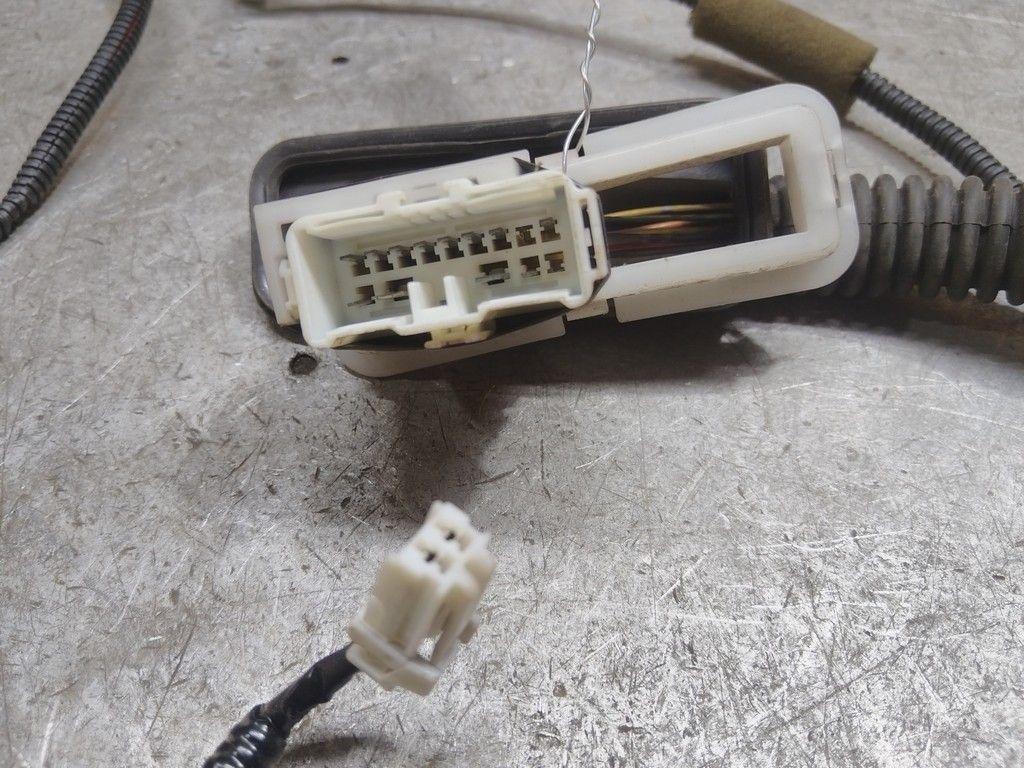 Проводка крышки багажника SLWAVP Honda FR-V - Фото 2