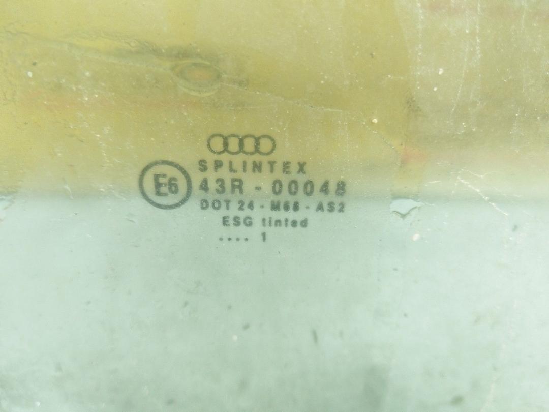 Стекло двери задней левой 38PJ4N Audi A4 купить
