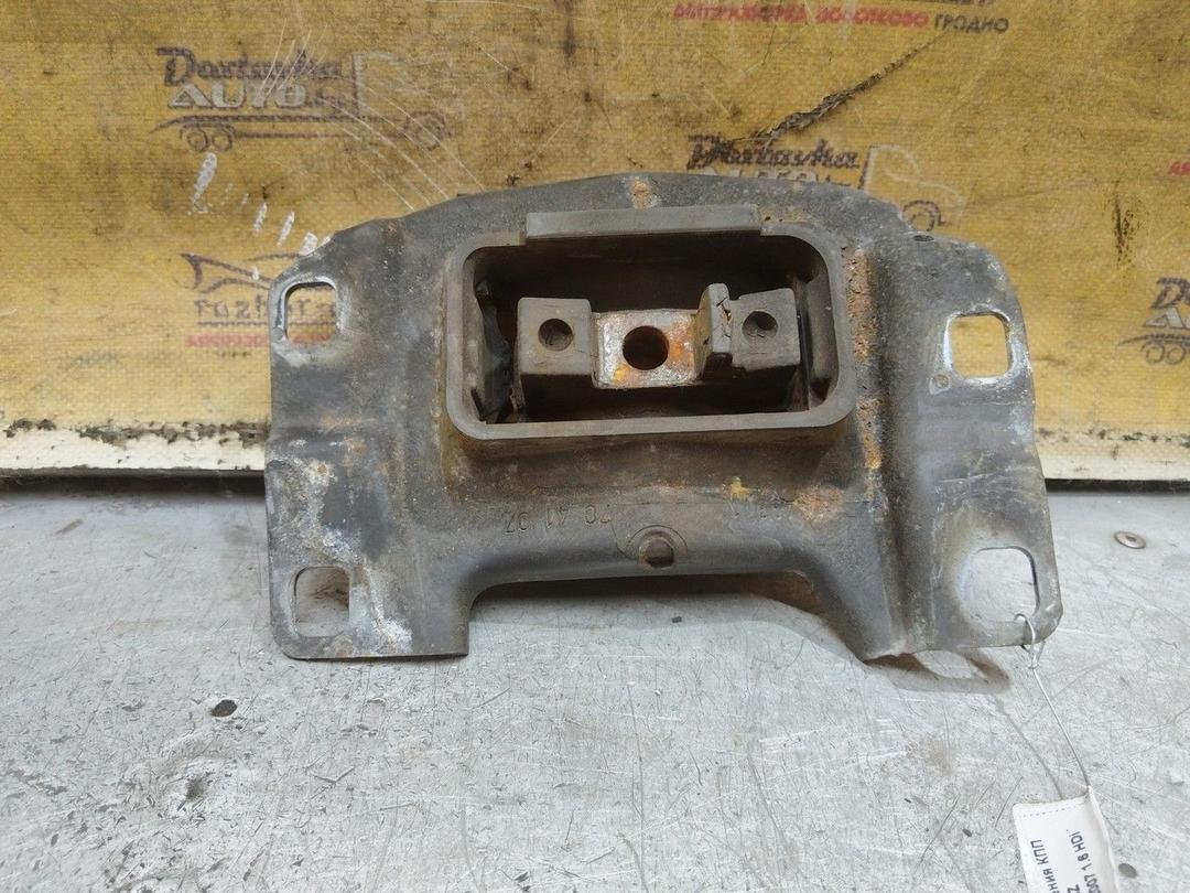 Подушка крепления КПП 9L4P8Z Ford Focus - Фото 2