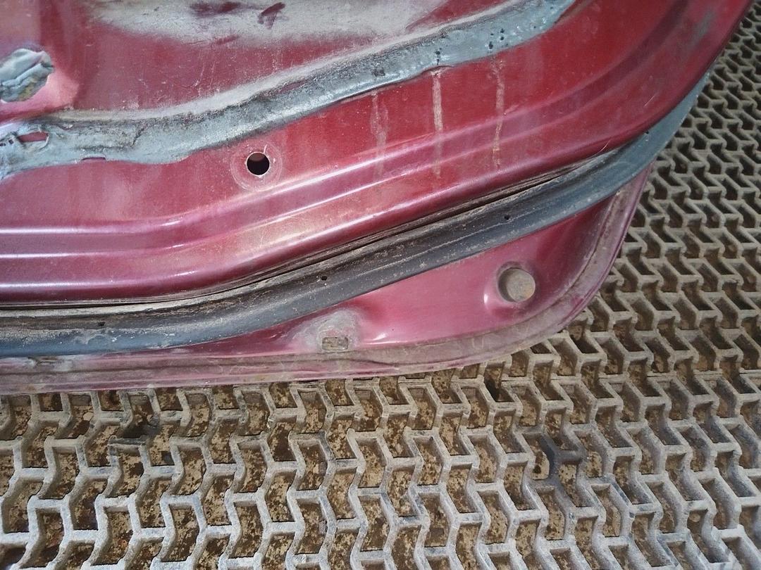 Дверь задняя правая 21ZNWL Mitsubishi Carisma купить с доставкой. Огромный выбор запчастей и марок авто. У нас есть практически все.