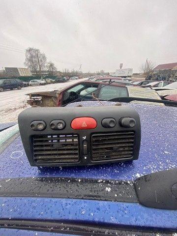 Кнопка аварийной сигнализации BX5W2J Fiat Palio