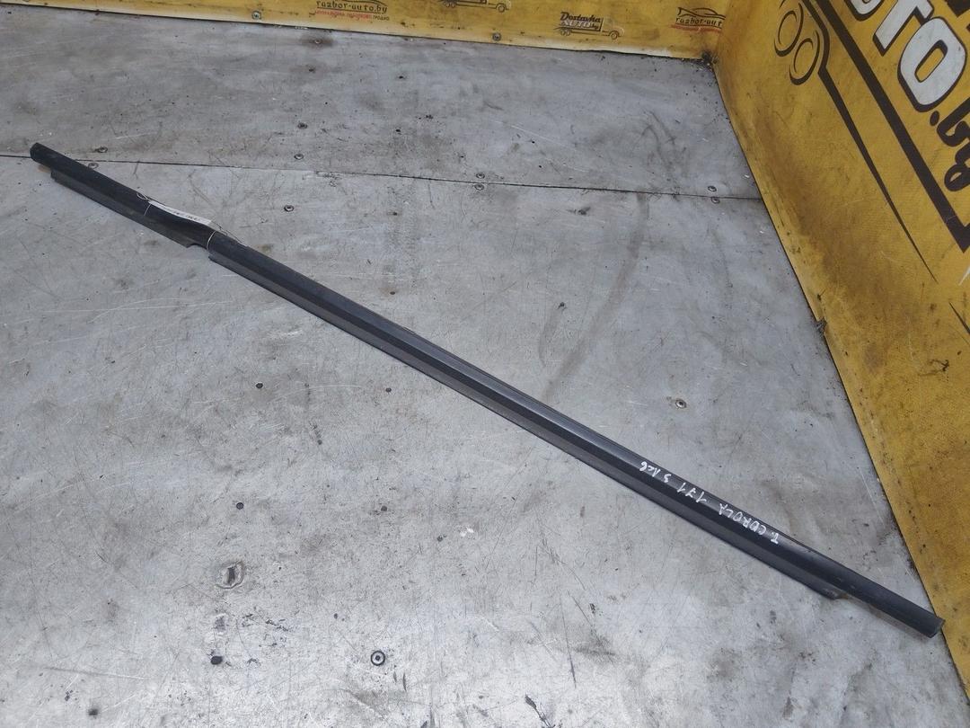 Молдинг стекла двери задней левой наружный 191TAZ Toyota Corolla - Фото 1