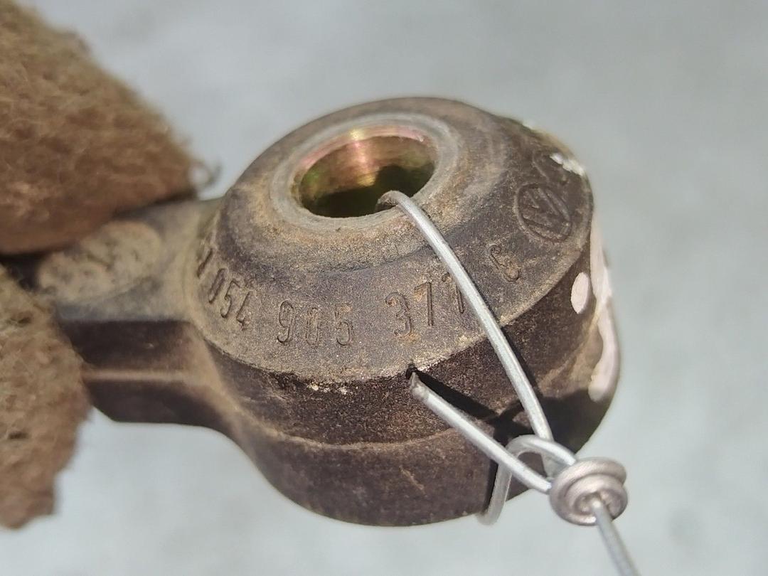 Датчик детонации 0XBJBQ Volkswagen Passat - Фото 5