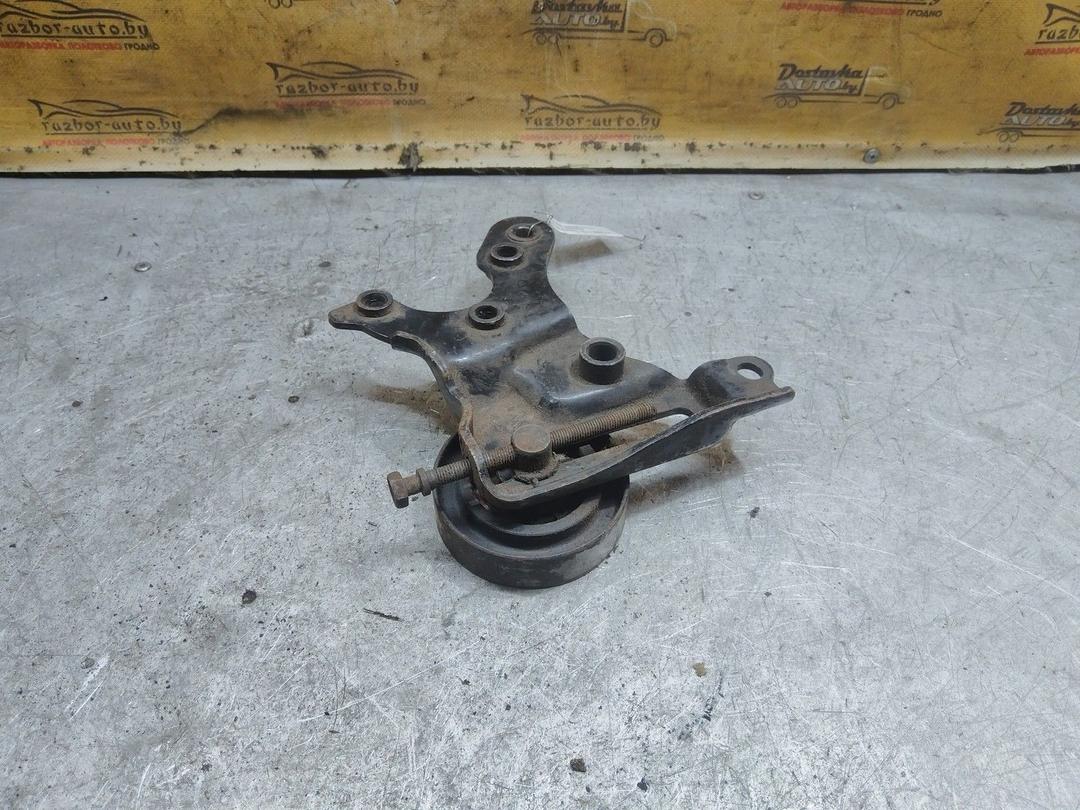 Натяжитель ремня генератора U543D3 Toyota Avensis Verso купить