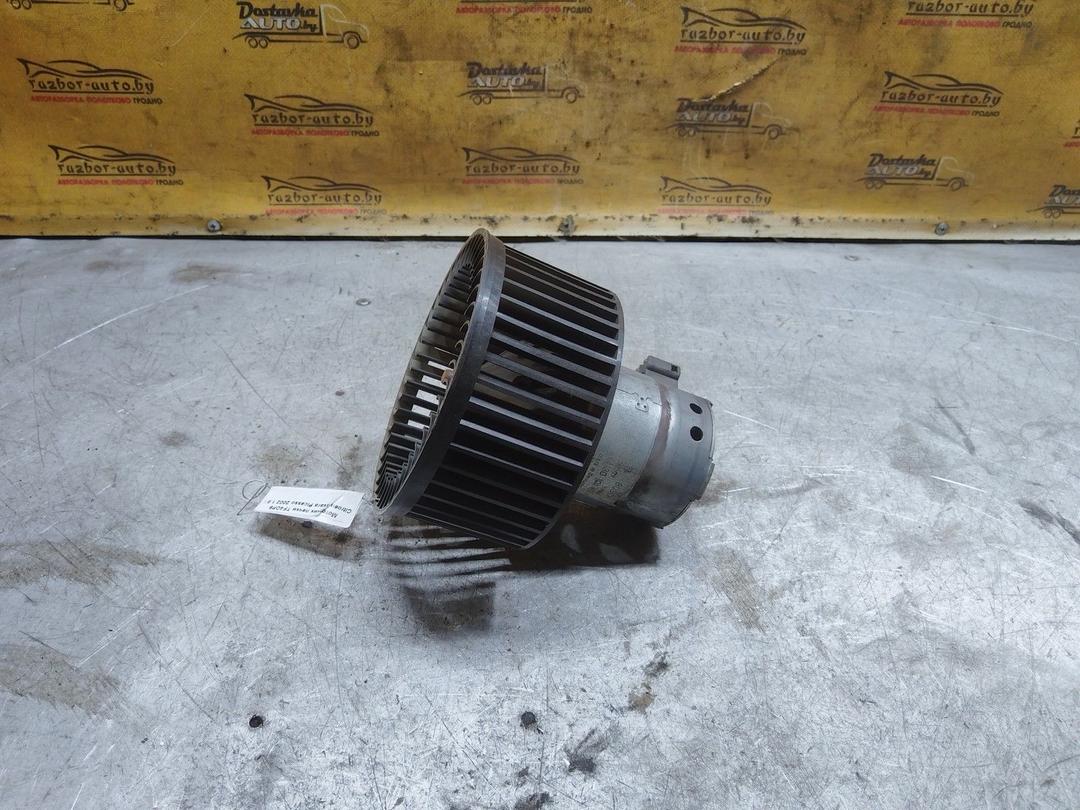 Моторчик печки TF4OP9 Citroen Xsara Picasso