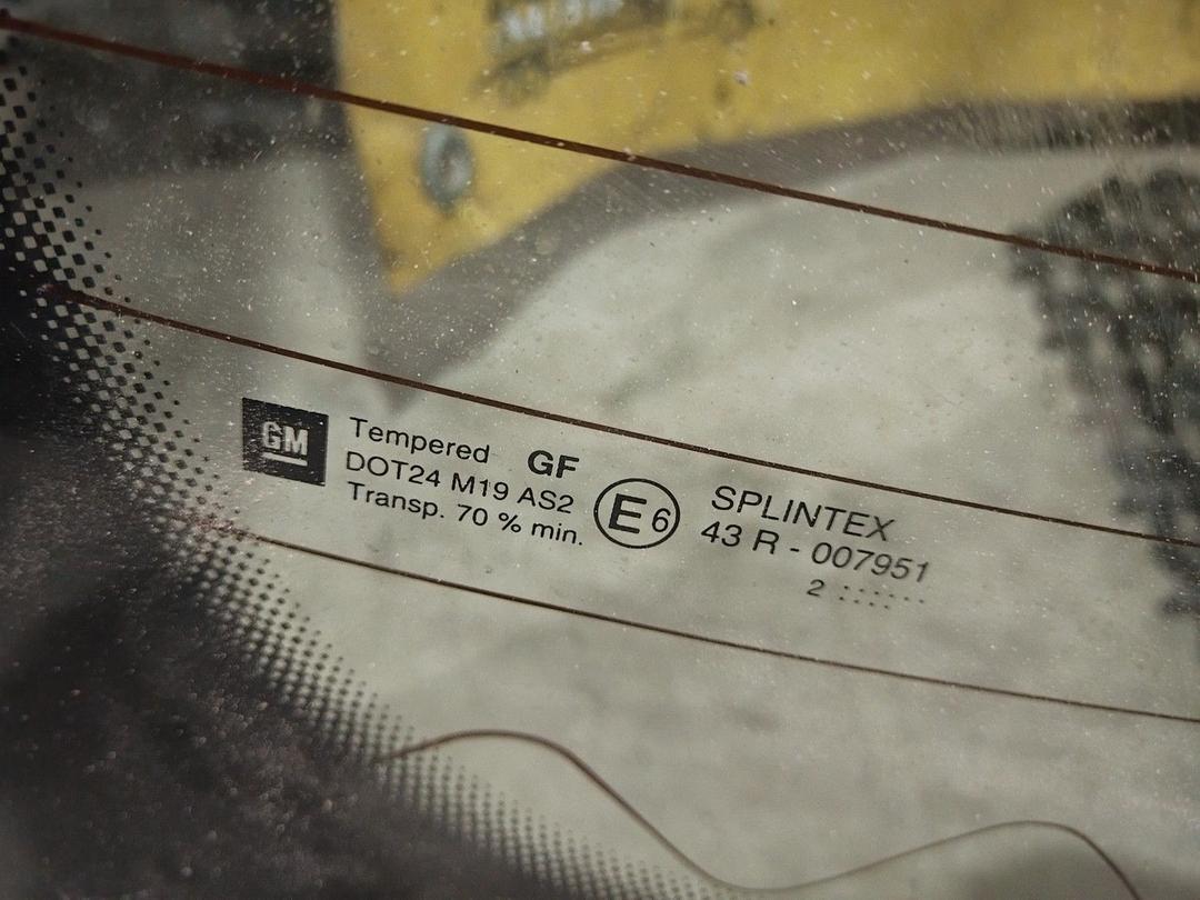 Стекло заднее NW3AEH Opel Vectra купить с доставкой