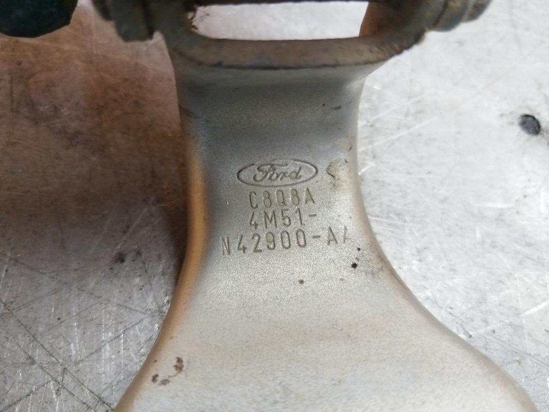 Петля крышки багажника 8DR63A Ford Focus купить с доставкой