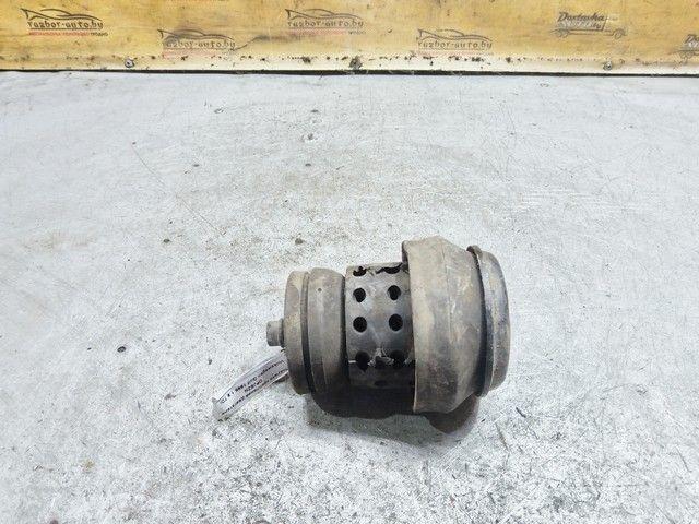 Подушка крепления двигателя DPJEZN Volkswagen Golf