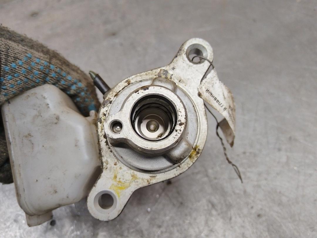 Цилиндр тормозной главный O8AB8R Toyota Aygo купить с доставкой