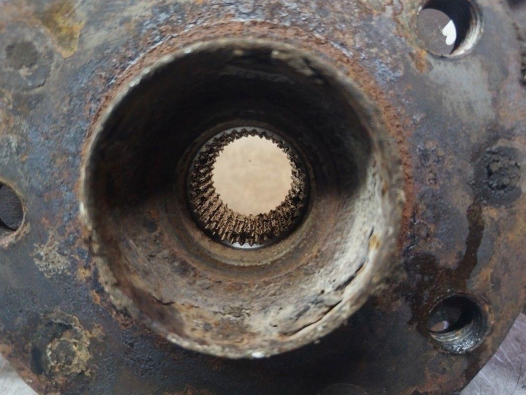 Кулак поворотный правый P5IG1J Seat Altea купить с доставкой