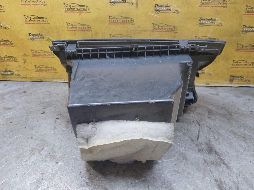 Бардачок SVAMGA Nissan Note купить с доставкой