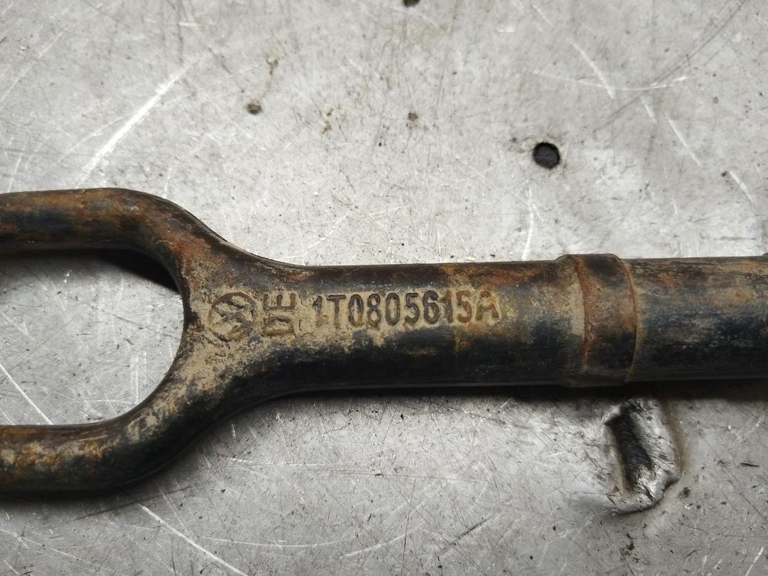 Крюк буксировочный ZBWM10 Volkswagen Caddy - Фото 3