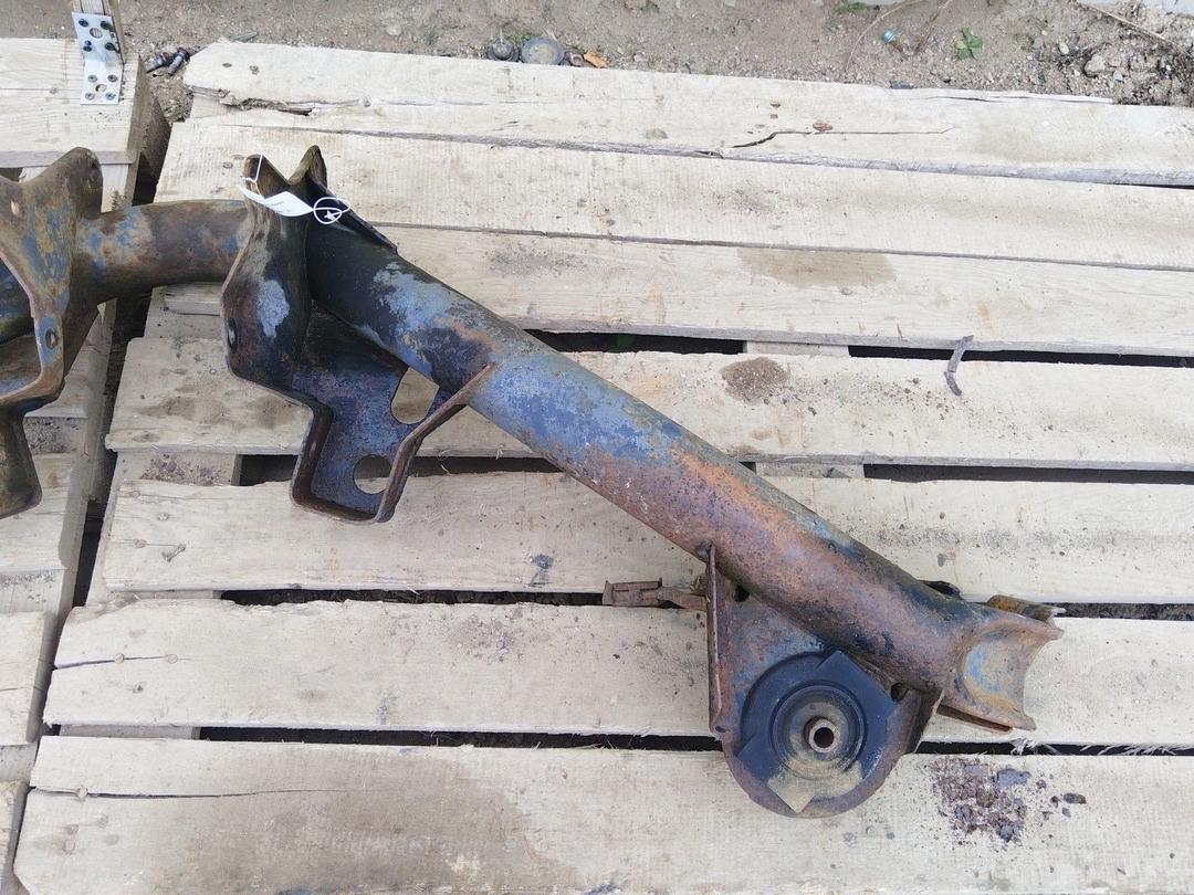 Балка подвески задняя Y9KP14 Ford Sierra купить с доставкой