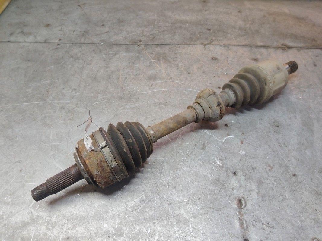 Полуось передняя левая (приводной вал, ШРУС) CW4VPA Honda Accord купить