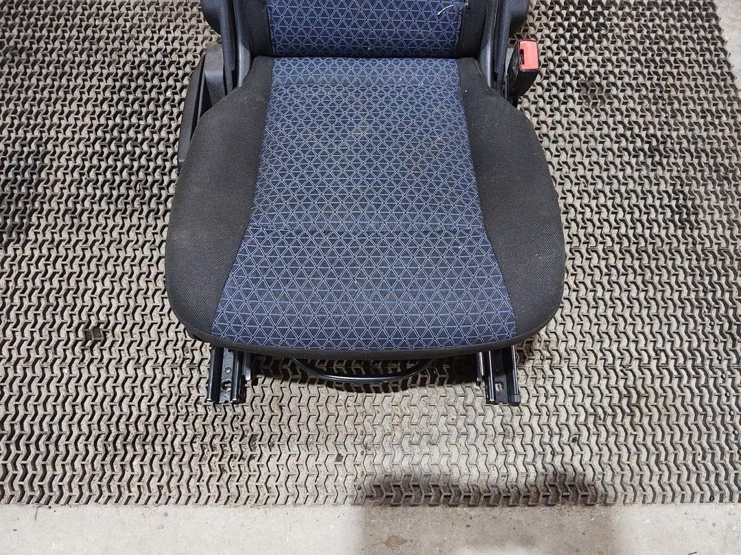 Сиденье заднее RFKRQS Ford Galaxy купить с доставкой